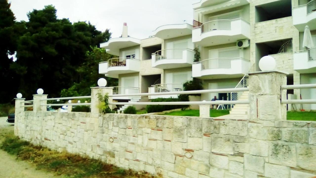 קריופיגי Emerald Apartment With Sea View מראה חיצוני תמונה
